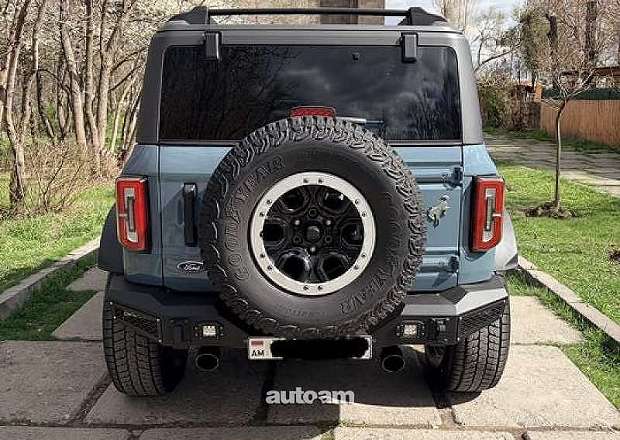 Ford Bronco