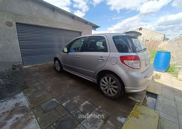 Suzuki SX 4