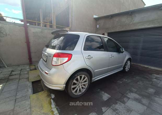 Suzuki SX 4