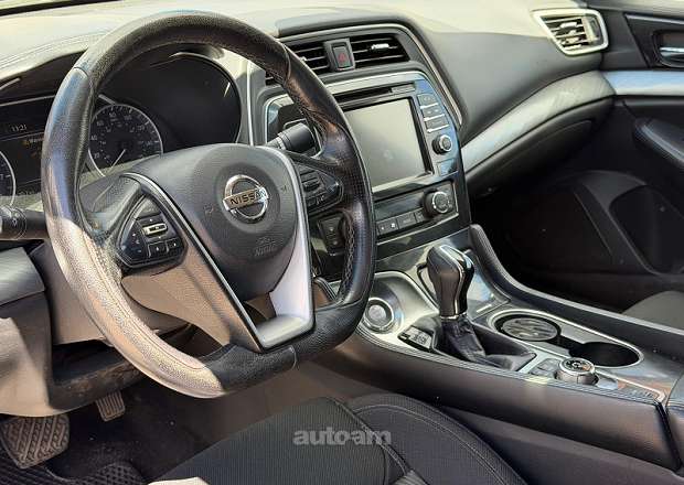 Nissan Maxima 2016 — photo 9