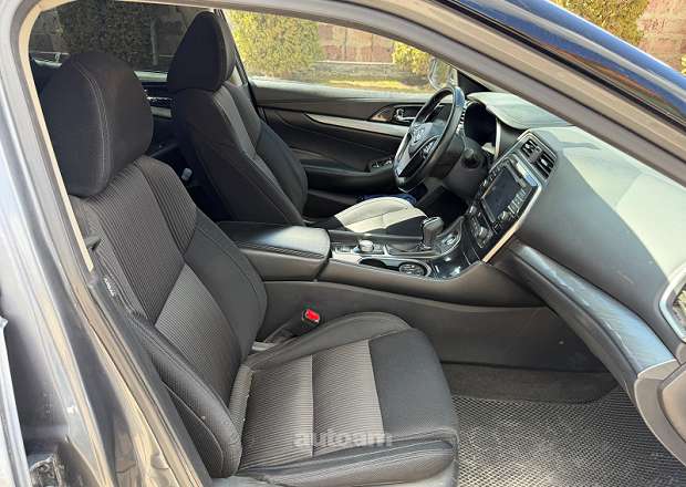 Nissan Maxima 2016 — photo 10