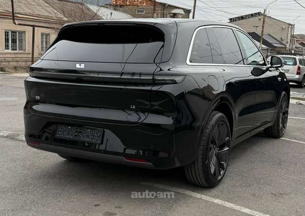 Lixiang Li L6