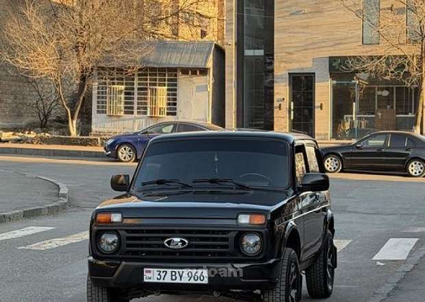VAZ (Lada) 2121 NIVA (4x4)