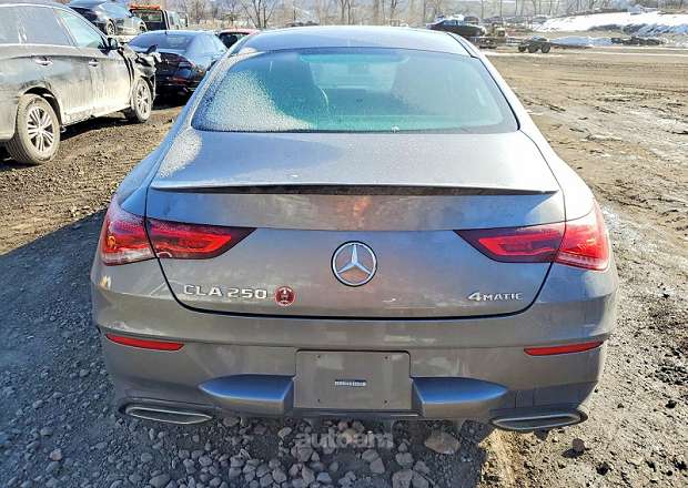 Mercedes-Benz CLA 250