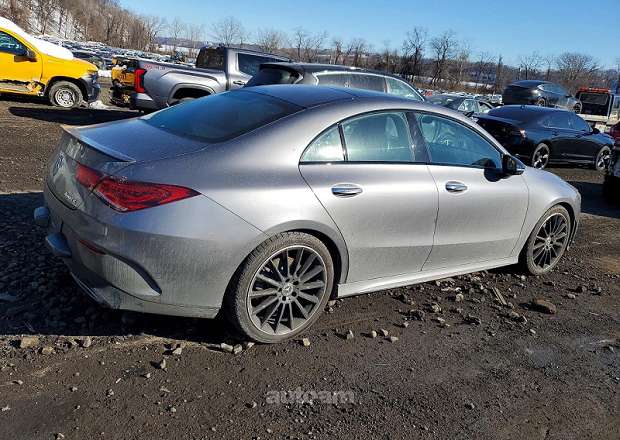 Mercedes-Benz CLA 250