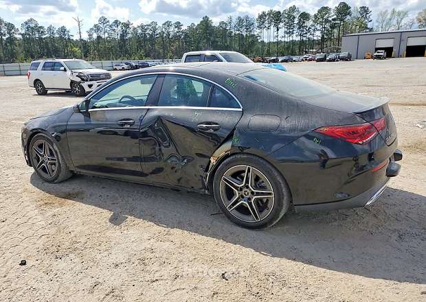 Mercedes-Benz CLA 250