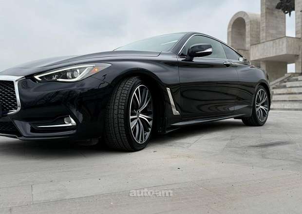 Infiniti Q60