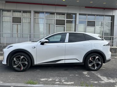 Changan Deepal S07 2025 — миниатюра 2