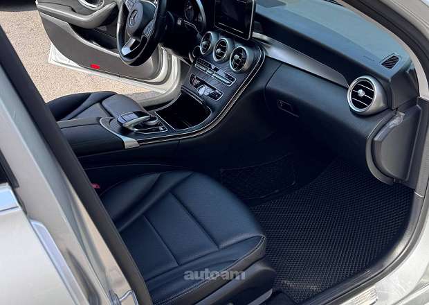 Mercedes-Benz C 300 2016 — լուսանկար 10