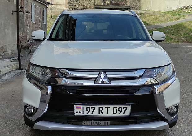 Mitsubishi Օutlander Sport