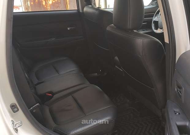 Mitsubishi Օutlander Sport