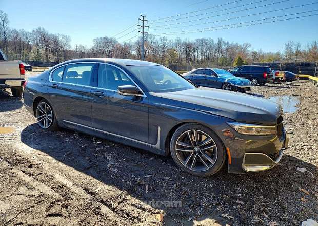 BMW 750