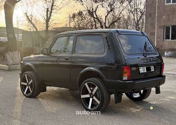 VAZ (Lada) NIVA Legend