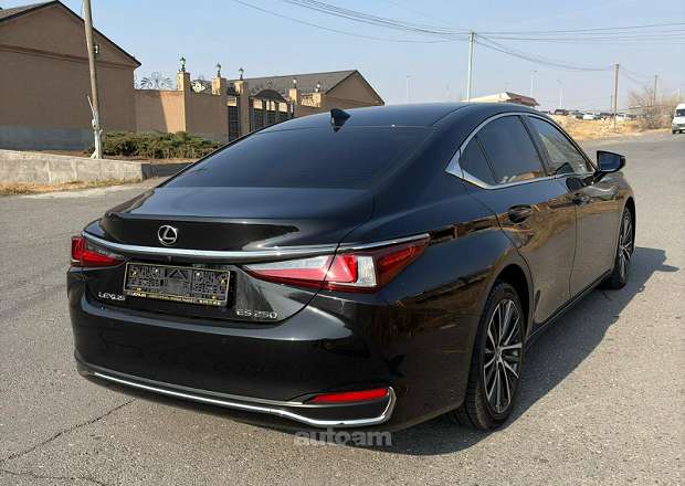Lexus ES 250