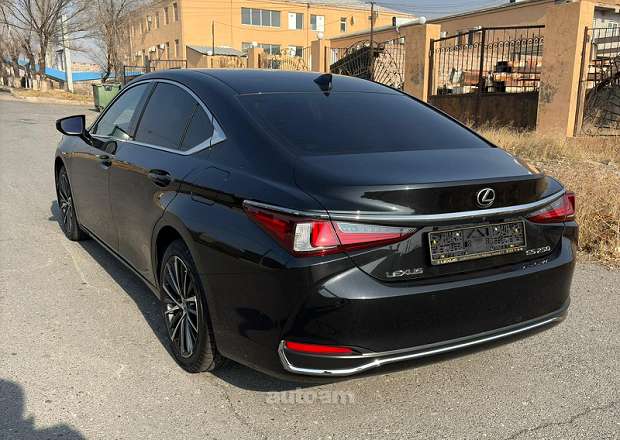 Lexus ES 250