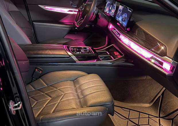 BMW 740