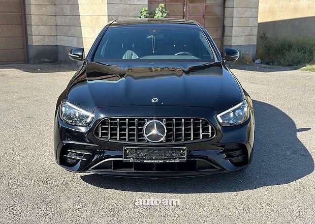 Mercedes-Benz E 300
