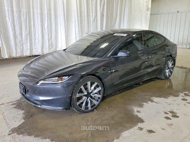 Tesla Model 3  2025 
