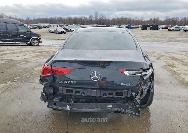 Mercedes-Benz CLA 250