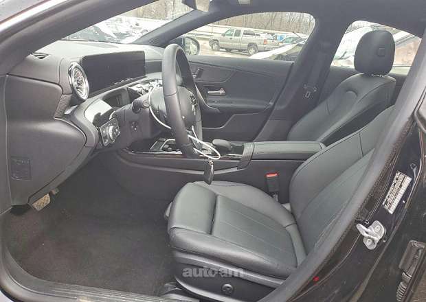 Mercedes-Benz CLA 250