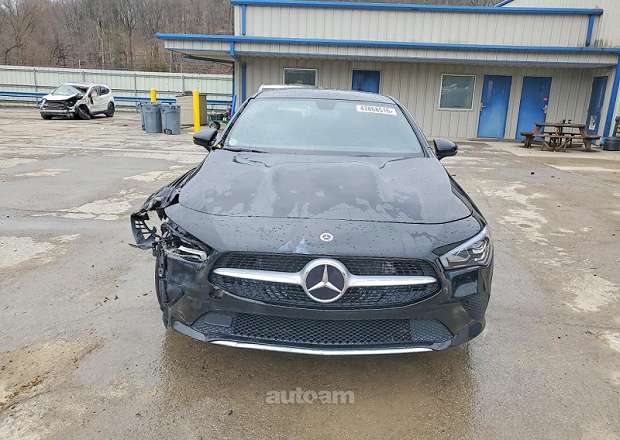 Mercedes-Benz CLA 250