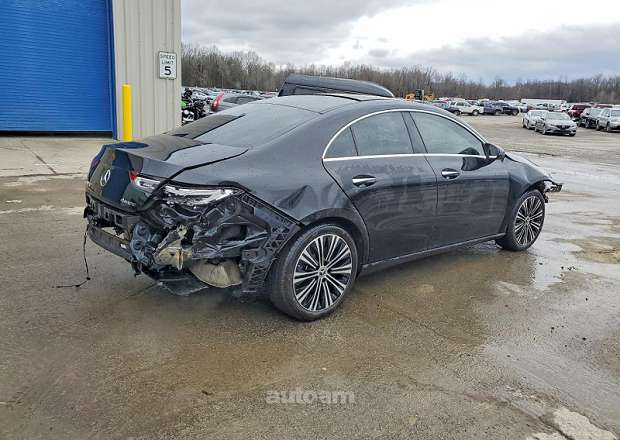 Mercedes-Benz CLA 250