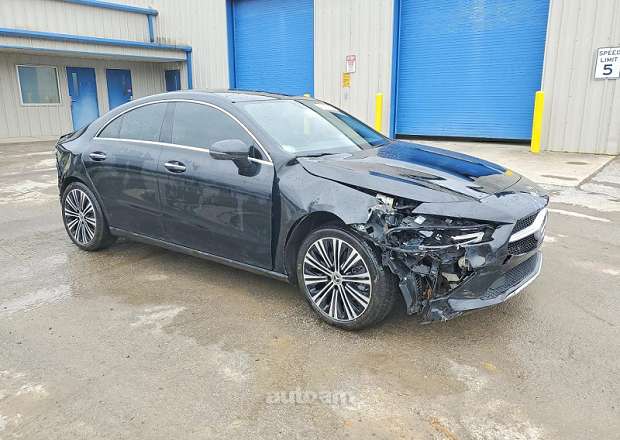 Mercedes-Benz CLA 250