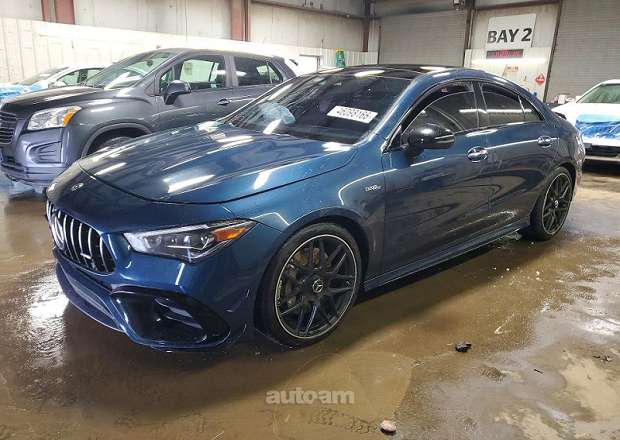 Mercedes-Benz CLA 45 AMG