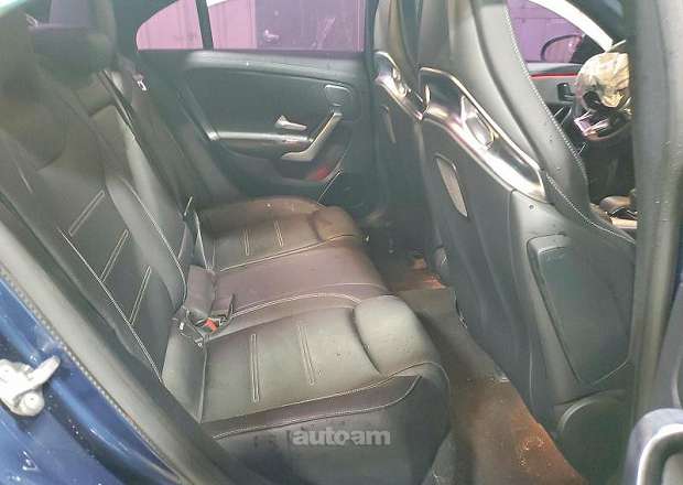 Mercedes-Benz CLA 45 AMG