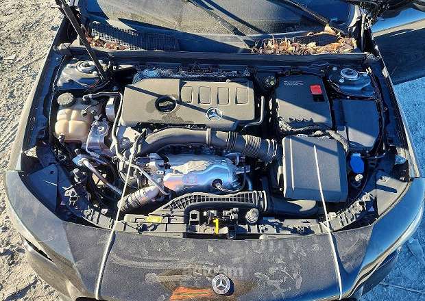 Mercedes-Benz CLA 250