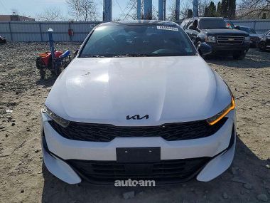 Kia K5  2022 