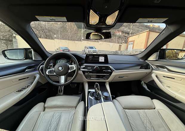 BMW 550