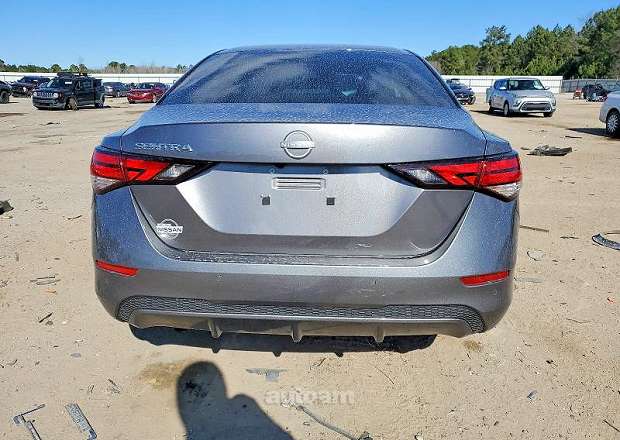 Nissan Sentra