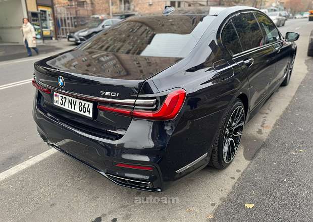 BMW 750