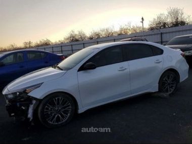 Kia Forte Gt Line Premium 2023 — миниатюра 2