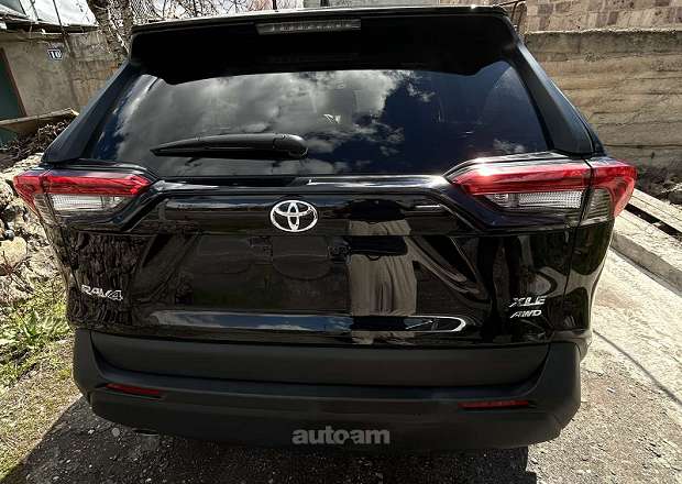 Toyota Rav 4