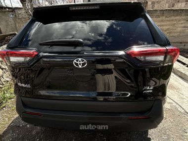 Toyota Rav 4 XLE-AWD 2024 — миниатюра 2