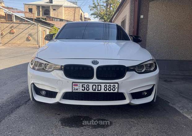 BMW 330 2016 — photo 2