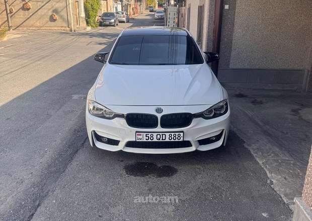 BMW 330 2016 — photo 3