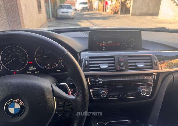 BMW 330 2016 — photo 8