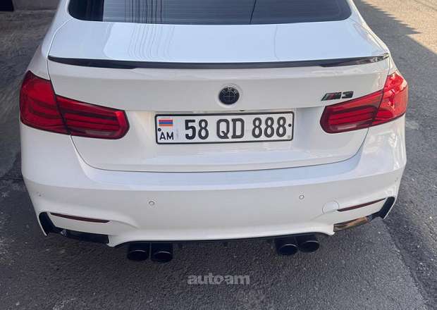 BMW 330 2016 — photo 6