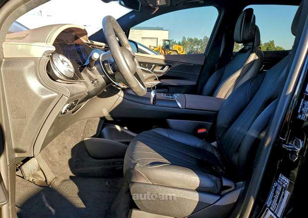 Mercedes-Benz EQS SUV