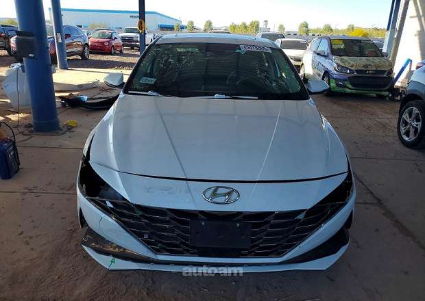 Hyundai Elantra 2022 — լուսանկար 5