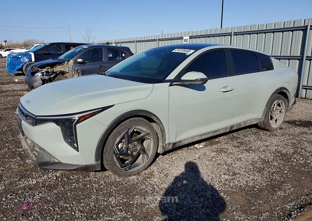 Kia K4