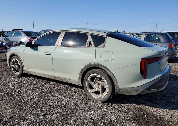 Kia K4