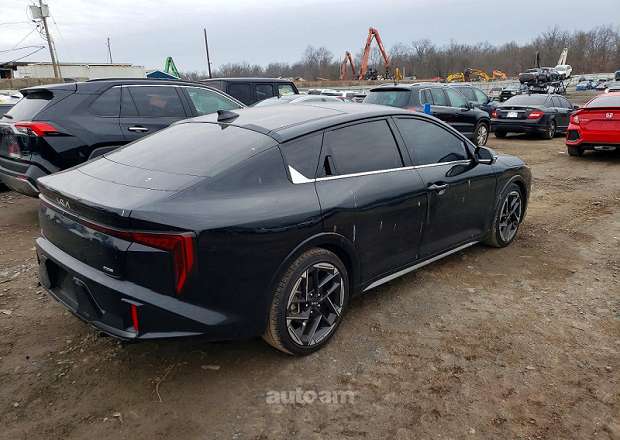 Kia K4