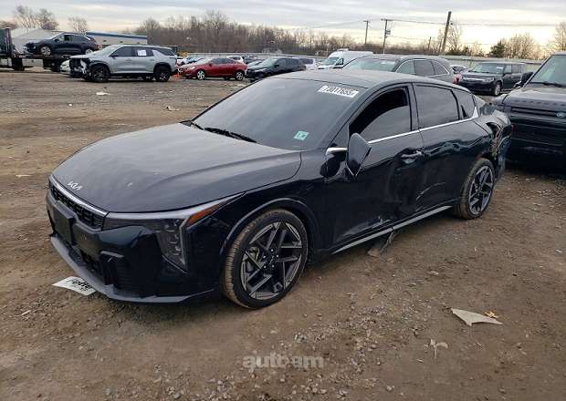 Kia K4