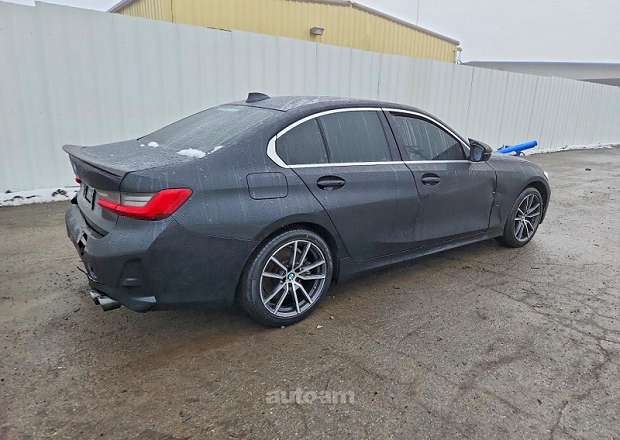 BMW 330