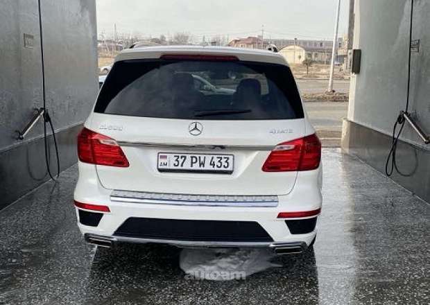 Mercedes-Benz GL 500