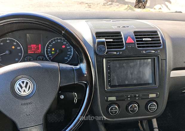 Volkswagen Golf 2004 — լուսանկար 4